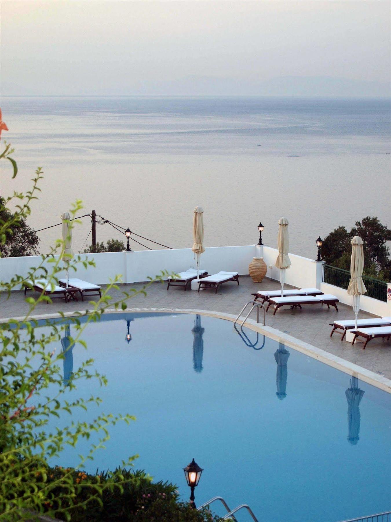Kalidon Hotel Kokkari Exterior foto